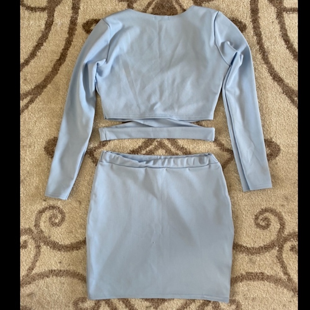 Boohoo Two Piece Set - Picture 3 of 3